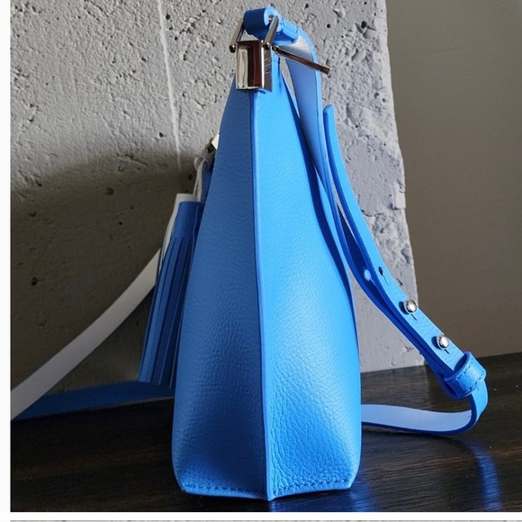 Authenticated Kate Spade Foster Court Pebble Blue Crossbody Bag - Picture 4 of 13